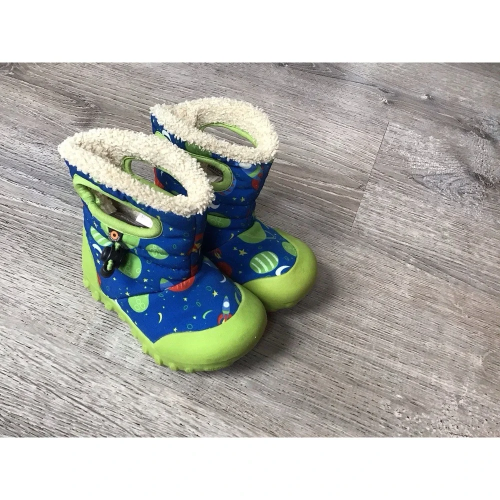 BOGS B-moc Baby Size 6 Winter Boots Blue Multi Space Snow Boots Infant Pull On